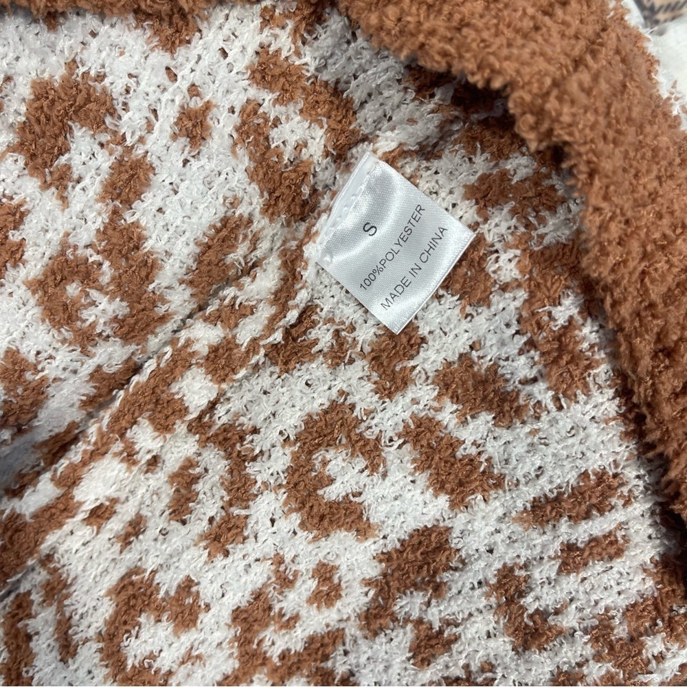Cozy Brown and White Cowl Neck Sweater small - Picture 8 of 8